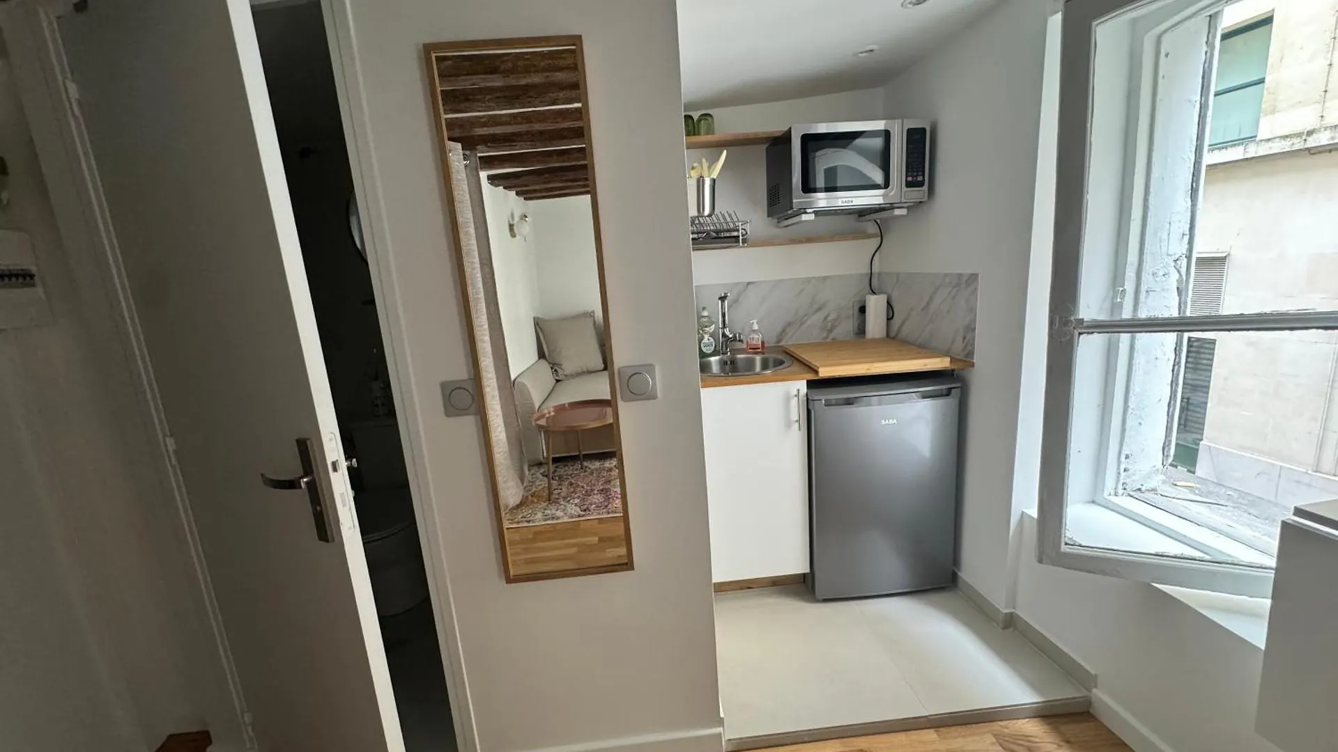 Studio Tout Equipe Bourse Paris Apartment